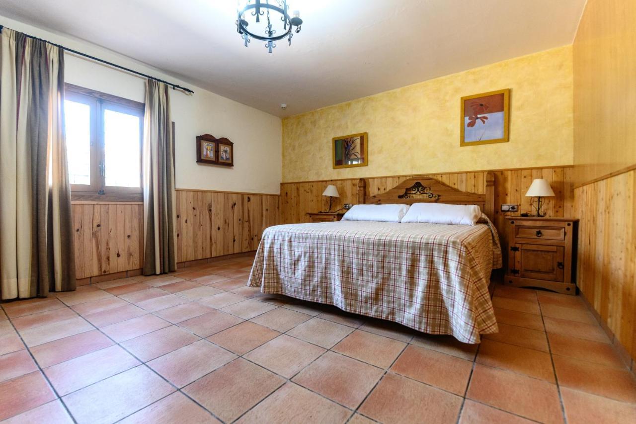 Complejo Rural Sol De Taberno Guest House Luaran gambar